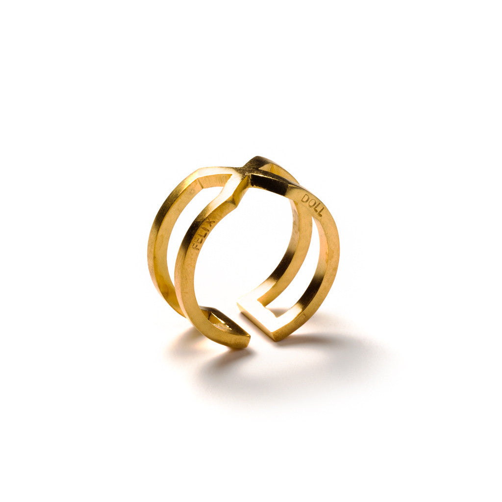 B 226 - Round X Ring - Gold