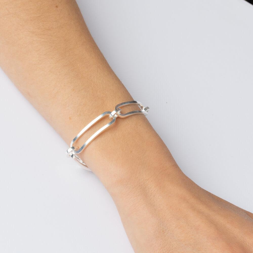 E 464 - Quarter Chain Bracelet
