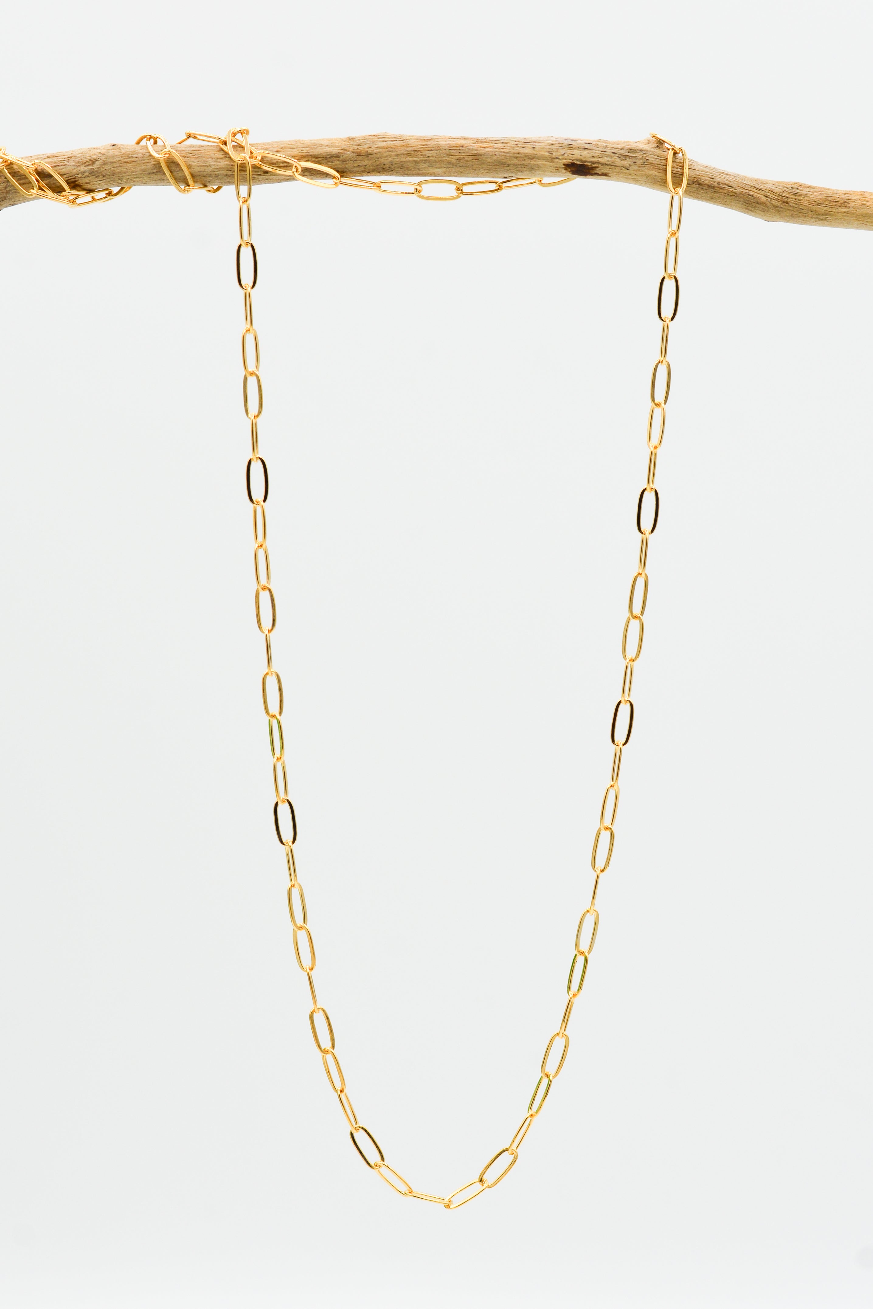 Ilona chain