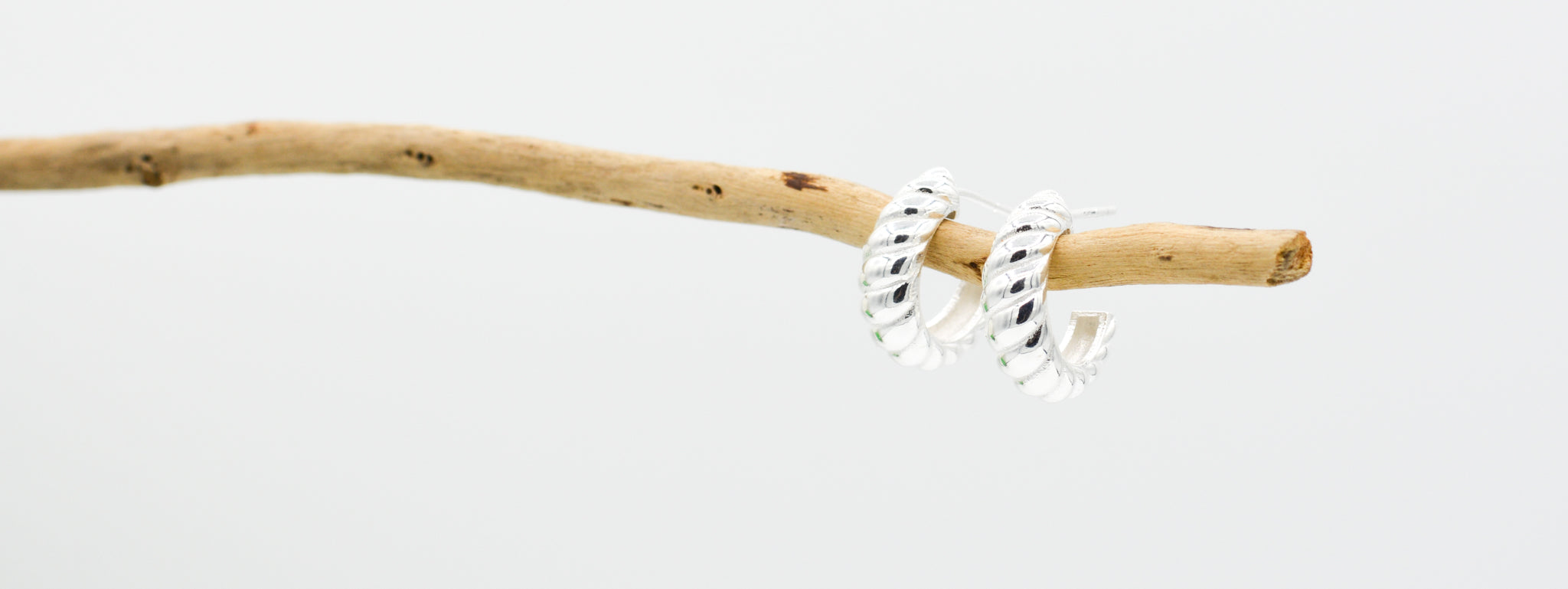 Zaaz earrings